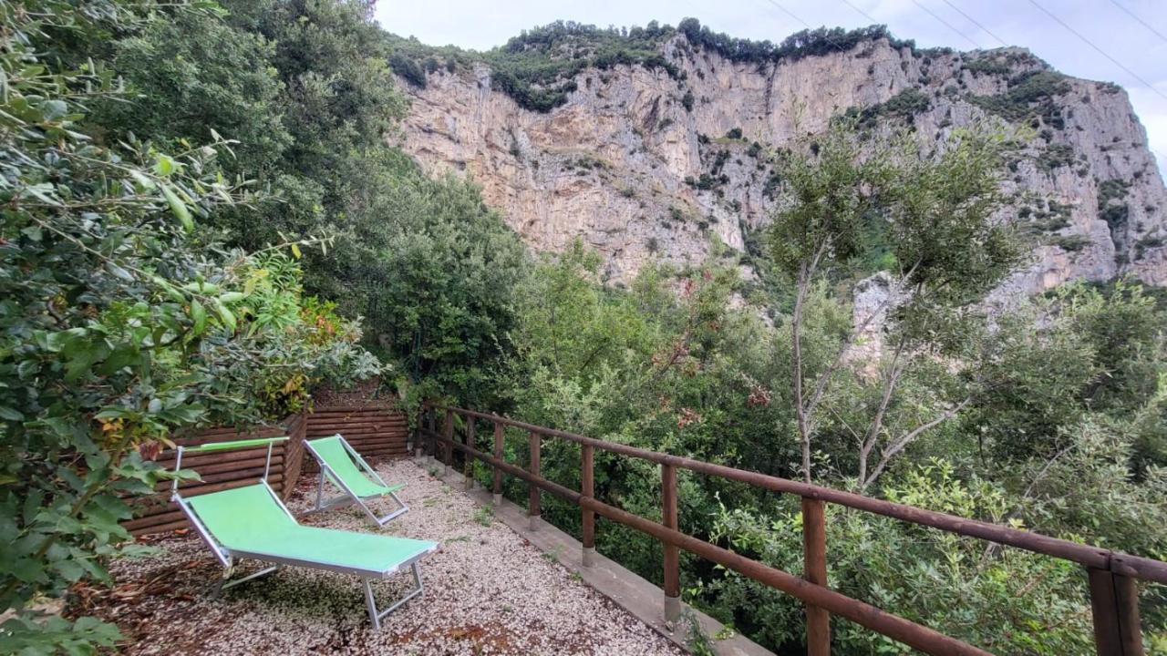 La Casetta Nel Bosco, Amalfi Ngoại thất bức ảnh
