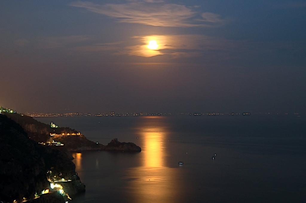 La Casetta Nel Bosco, Amalfi Ngoại thất bức ảnh